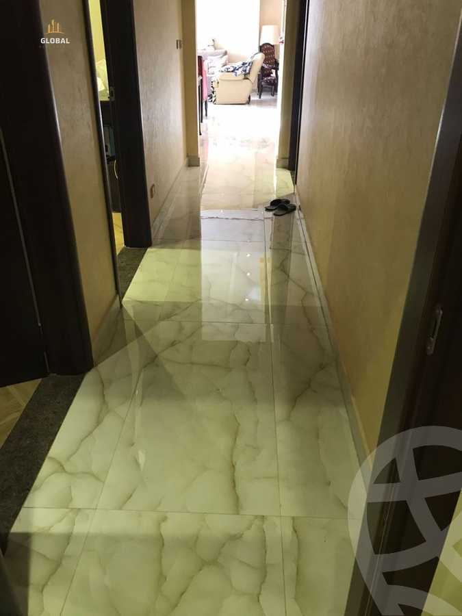 https://aqarmap.com.eg/ar/listing/4299765-for-rent-eastown-parks