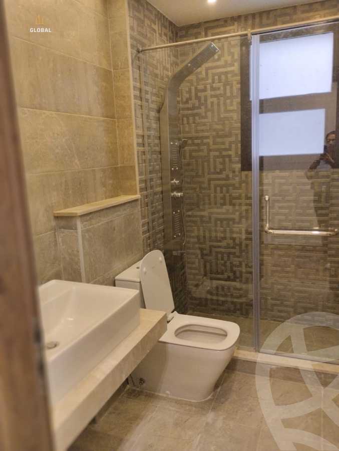 https://aqarmap.com.eg/ar/listing/4299795-for-rent-eastown-parks