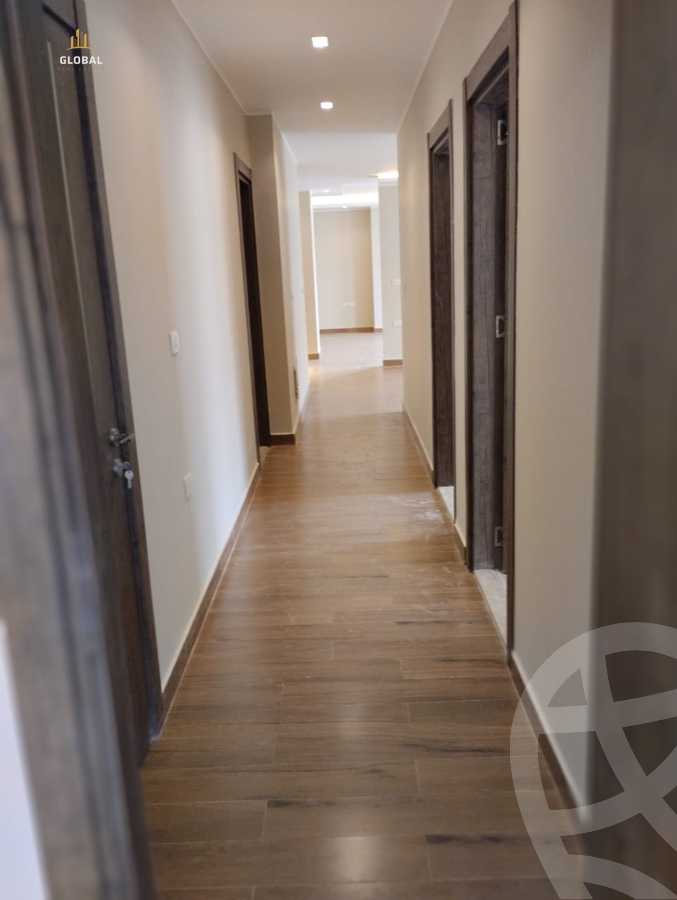 https://aqarmap.com.eg/ar/listing/4299795-for-rent-eastown-parks
