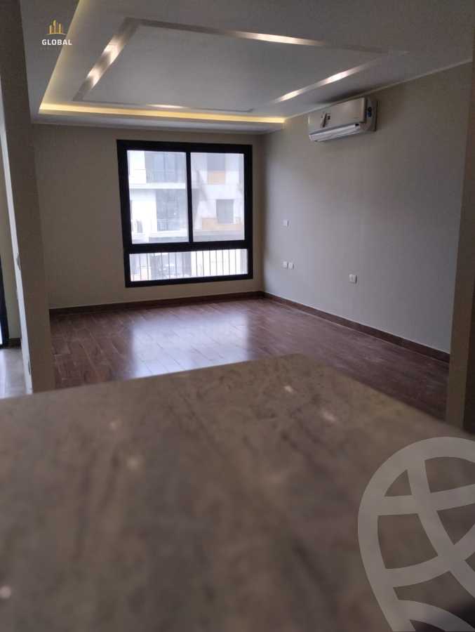 https://aqarmap.com.eg/ar/listing/4299795-for-rent-eastown-parks