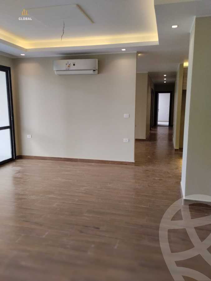 https://aqarmap.com.eg/ar/listing/4299795-for-rent-eastown-parks
