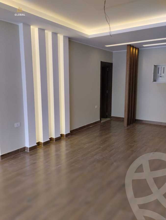 https://aqarmap.com.eg/ar/listing/4299795-for-rent-eastown-parks