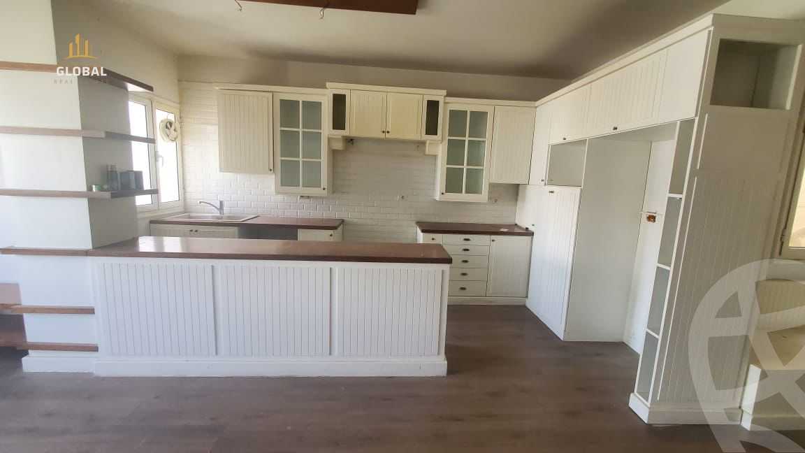 https://aqarmap.com.eg/en/listing/4365997-for-rent-cairo-new-cairo-compounds-mountain-view-executive-residence