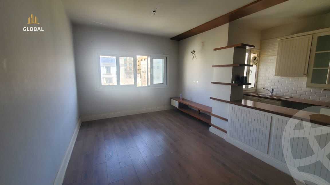 https://aqarmap.com.eg/en/listing/4365997-for-rent-cairo-new-cairo-compounds-mountain-view-executive-residence