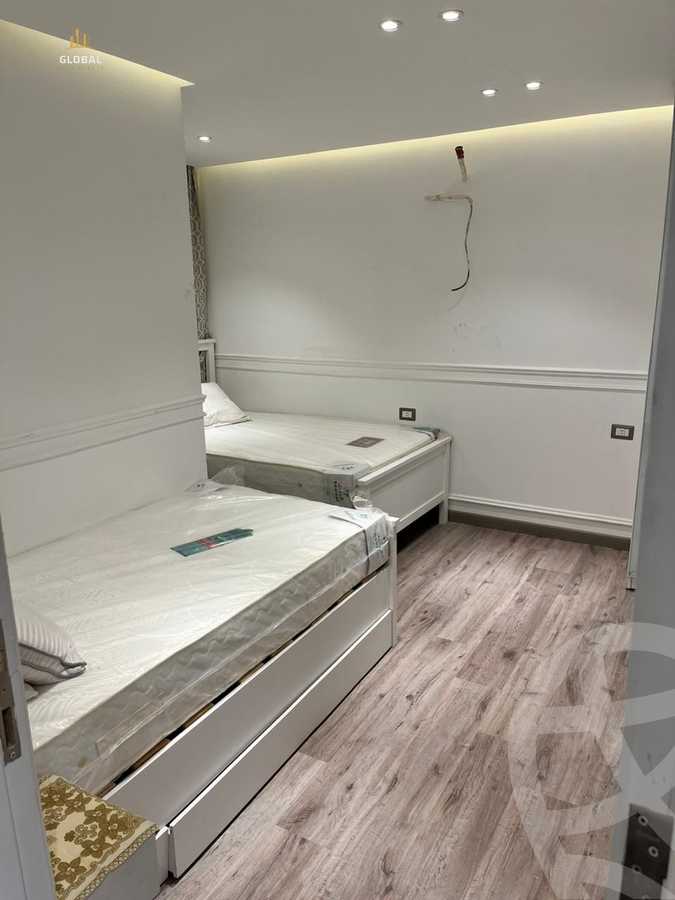 https://aqarmap.com.eg/en/listing/4367968-for-rent-cairo-new-cairo-compounds-mountain-view-hyde-park