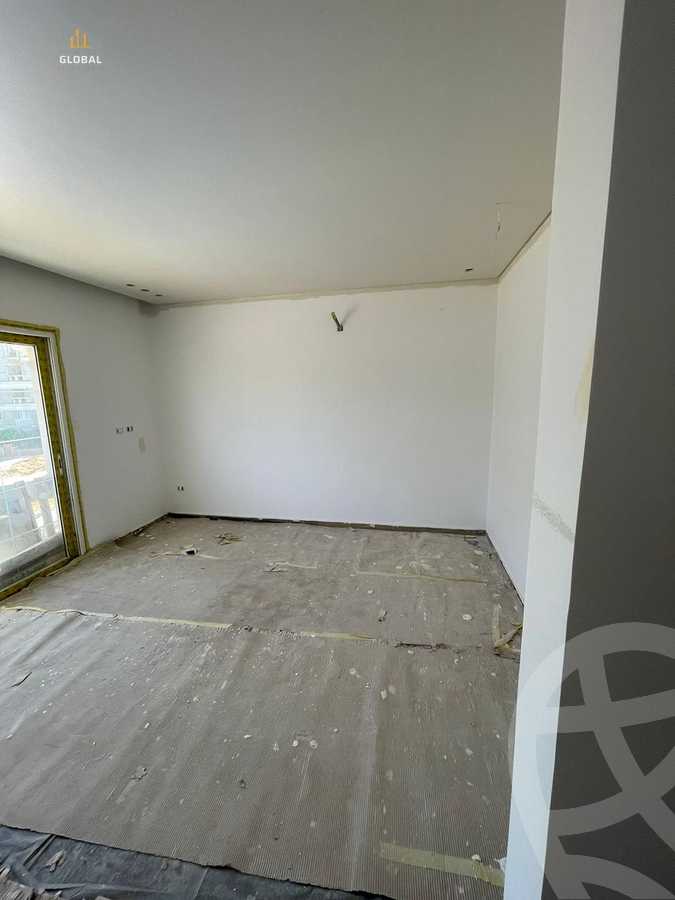 https://aqarmap.com.eg/en/listing/4367994-for-rent-cairo-new-cairo-compounds-mountain-view-hyde-park