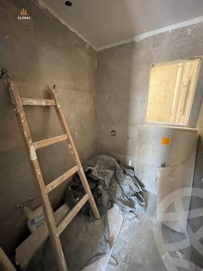 https://aqarmap.com.eg/en/listing/4367994-for-rent-cairo-new-cairo-compounds-mountain-view-hyde-park