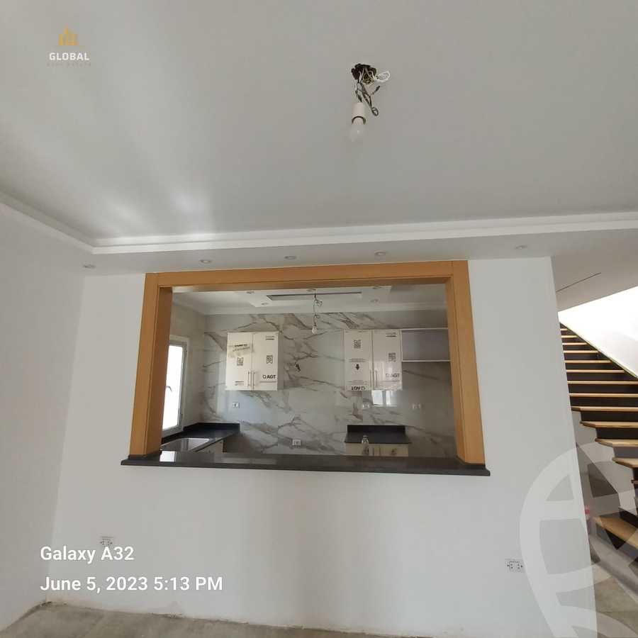 https://aqarmap.com.eg/en/listing/4368035-for-rent-cairo-new-cairo-compounds-mountain-view-hyde-park