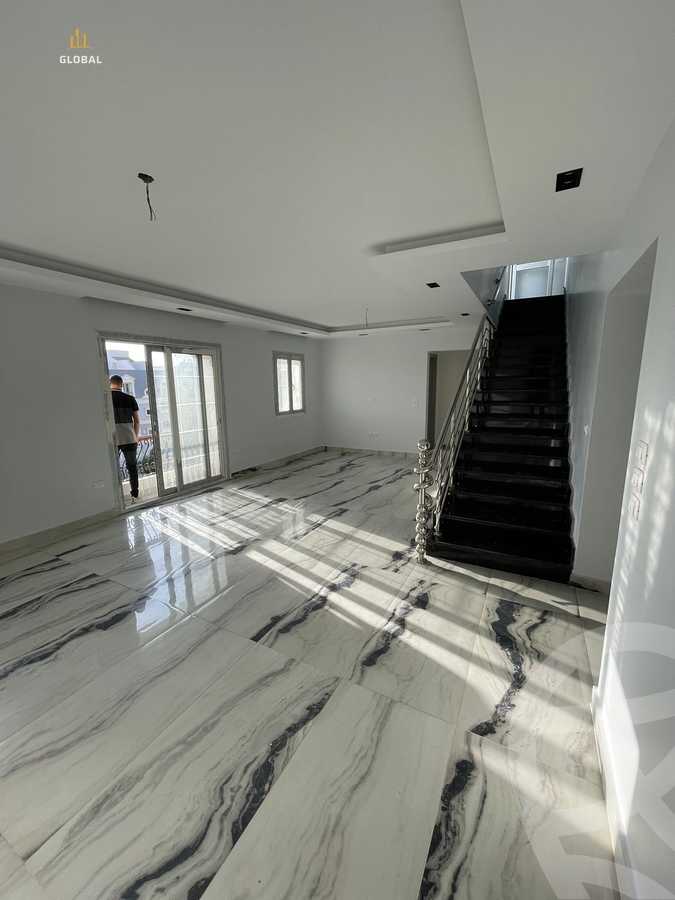 https://aqarmap.com.eg/en/listing/4368092-for-rent-cairo-new-cairo-compounds-mountain-view-hyde-park