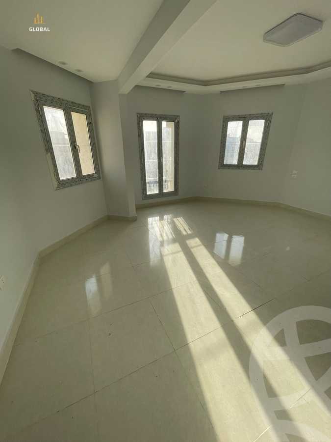 https://aqarmap.com.eg/en/listing/4368092-for-rent-cairo-new-cairo-compounds-mountain-view-hyde-park