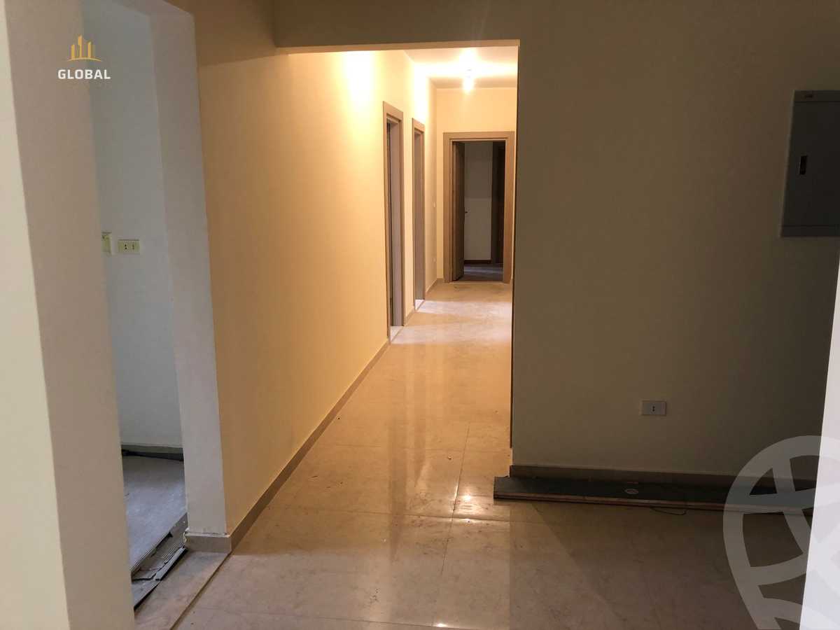 https://aqarmap.com.eg/en/listing/4368149-for-rent-cairo-new-cairo-compounds-mountain-view-hyde-park