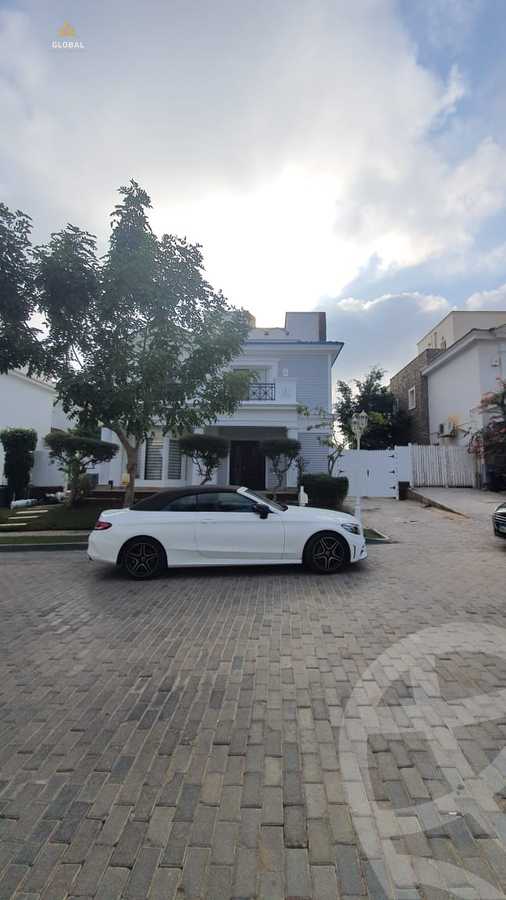 https://aqarmap.com.eg/ar/listing/4368176-for-rent-cairo-new-cairo-compounds-mountain-view-1