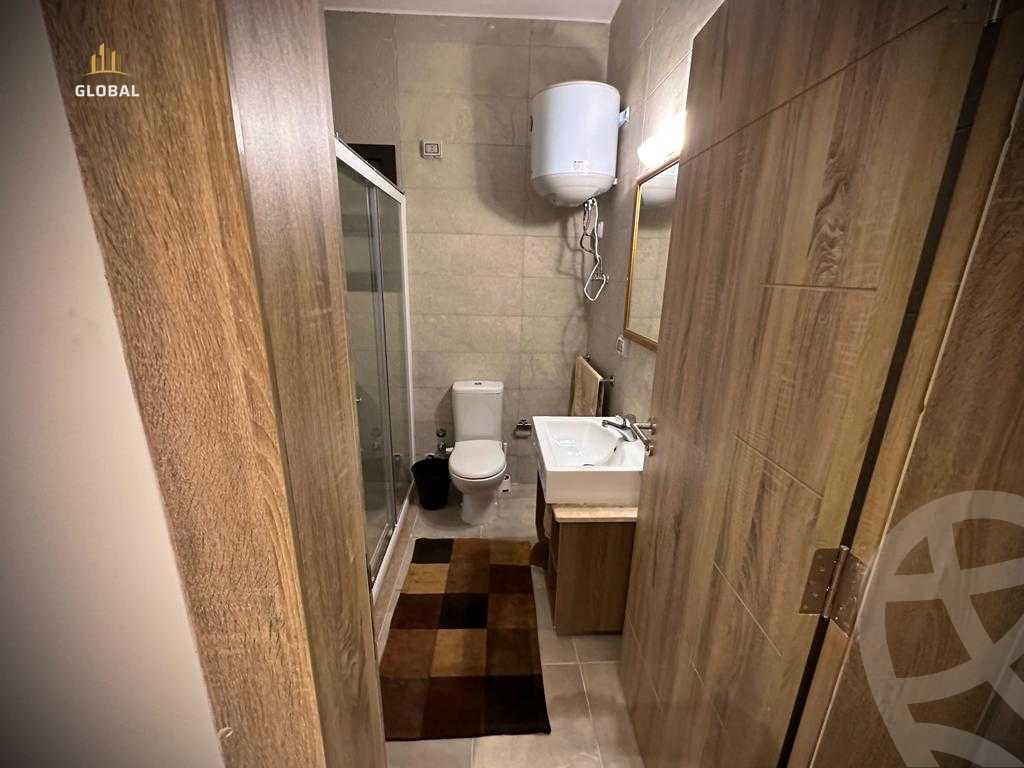 https://aqarmap.com.eg/ar/listing/4376696-for-rent-cairo-new-cairo-compounds-fifth-square
