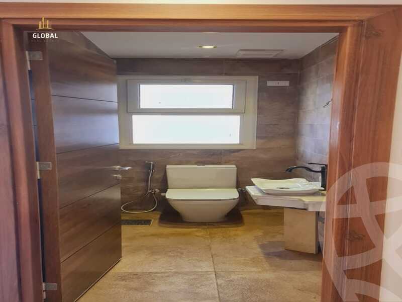 https://aqarmap.com.eg/ar/listing/4525837-for-rent-cairo-new-cairo-compounds-stwn-ryzydns-by-ar-y-llttwyr
