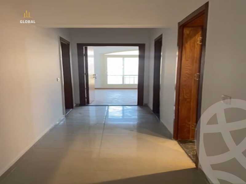 https://aqarmap.com.eg/ar/listing/4600633-for-rent-cairo-new-cairo-compounds-stwn-ryzydns-by-ar-y-llttwyr