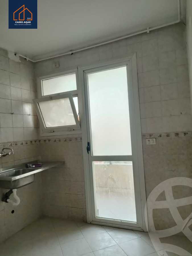 https://aqarmap.com.eg/ar/listing/4308156-for-rent-cairo-new-cairo-lrhb-city-phase-4-mostafa-kamel-st