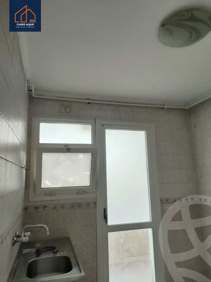 https://aqarmap.com.eg/ar/listing/4308156-for-rent-cairo-new-cairo-lrhb-city-phase-4-mostafa-kamel-st