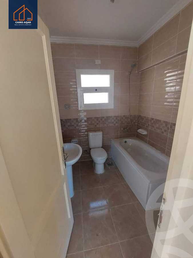 https://aqarmap.com.eg/en/listing/4369442-for-rent-cairo-new-cairo-lrhb-city-phase-7