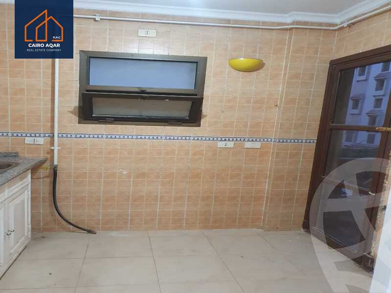 https://aqarmap.com.eg/en/listing/4570344-for-sale-cairo-new-cairo-lrhb-city-phase-5-talaat-mostafa-st