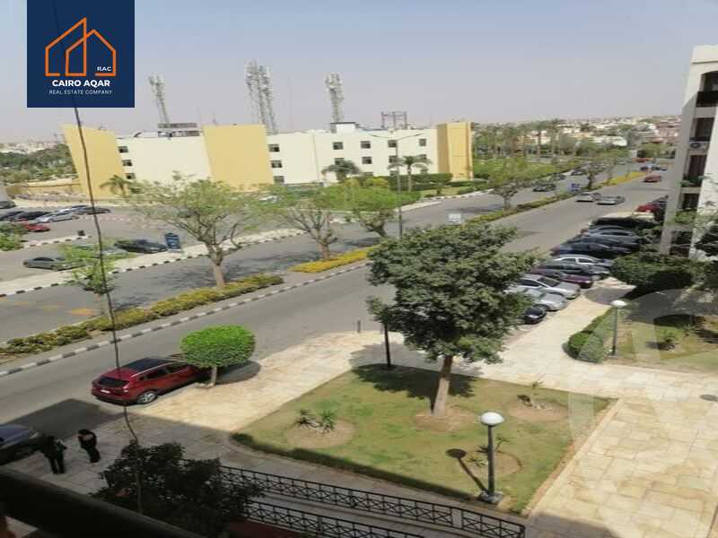 https://aqarmap.com.eg/en/listing/4700699-for-sale-cairo-new-cairo-lrhb-city-phase-1-ahmed-rami-st