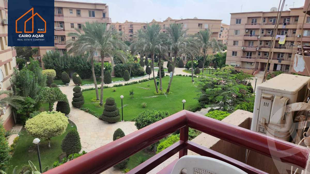 https://aqarmap.com.eg/en/listing/5240490-for-sale-cairo-new-cairo-lrhb-city-phase-4-mohammed-farid-st