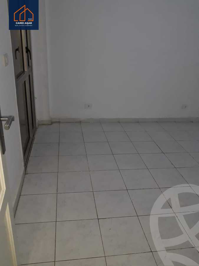 https://aqarmap.com.eg/en/listing/5242798-for-rent-cairo-new-cairo-lrhb-city-phase-5-talaat-mostafa-st