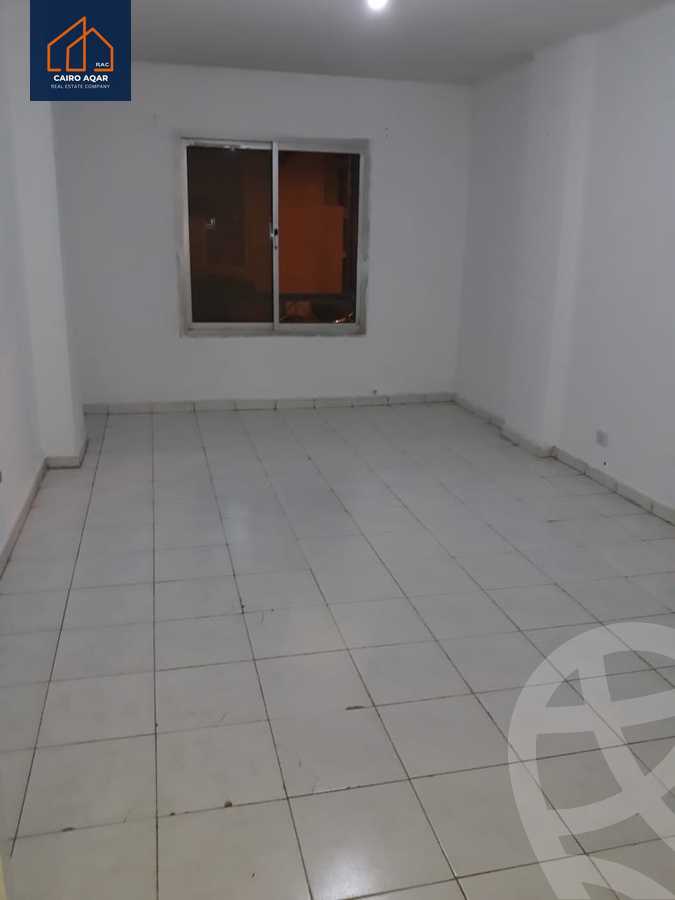 https://aqarmap.com.eg/en/listing/5242798-for-rent-cairo-new-cairo-lrhb-city-phase-5-talaat-mostafa-st
