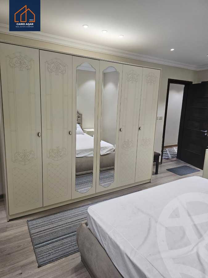 https://aqarmap.com.eg/en/listing/5246972-for-rent-cairo-new-cairo-lrhb-city-phase-5-talaat-mostafa-st