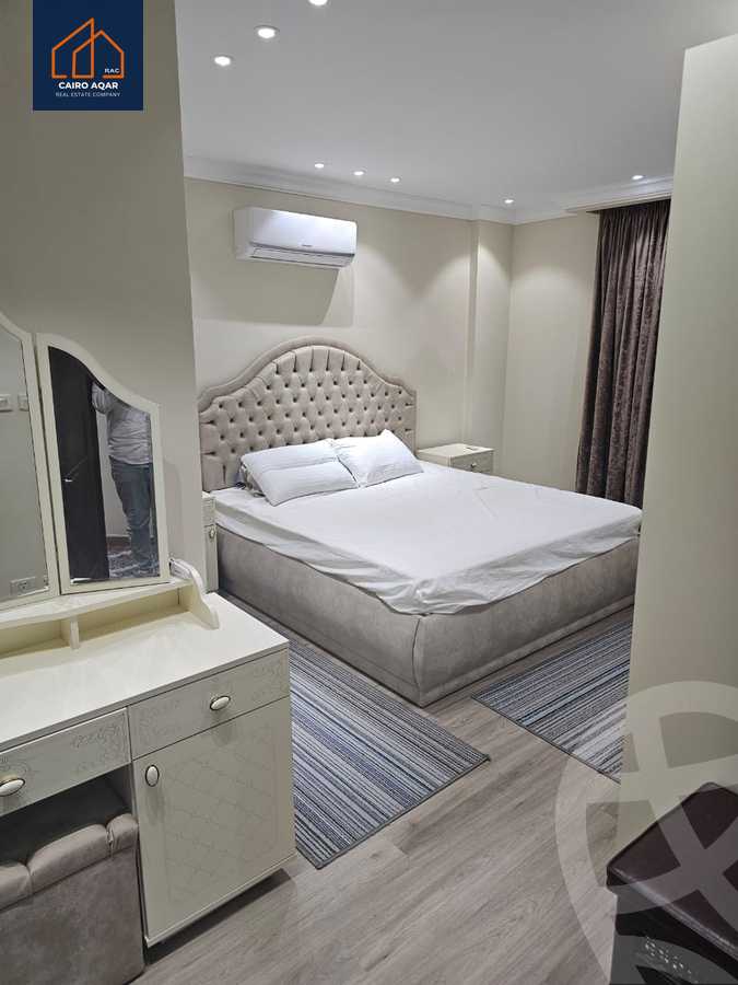 https://aqarmap.com.eg/en/listing/5246972-for-rent-cairo-new-cairo-lrhb-city-phase-5-talaat-mostafa-st