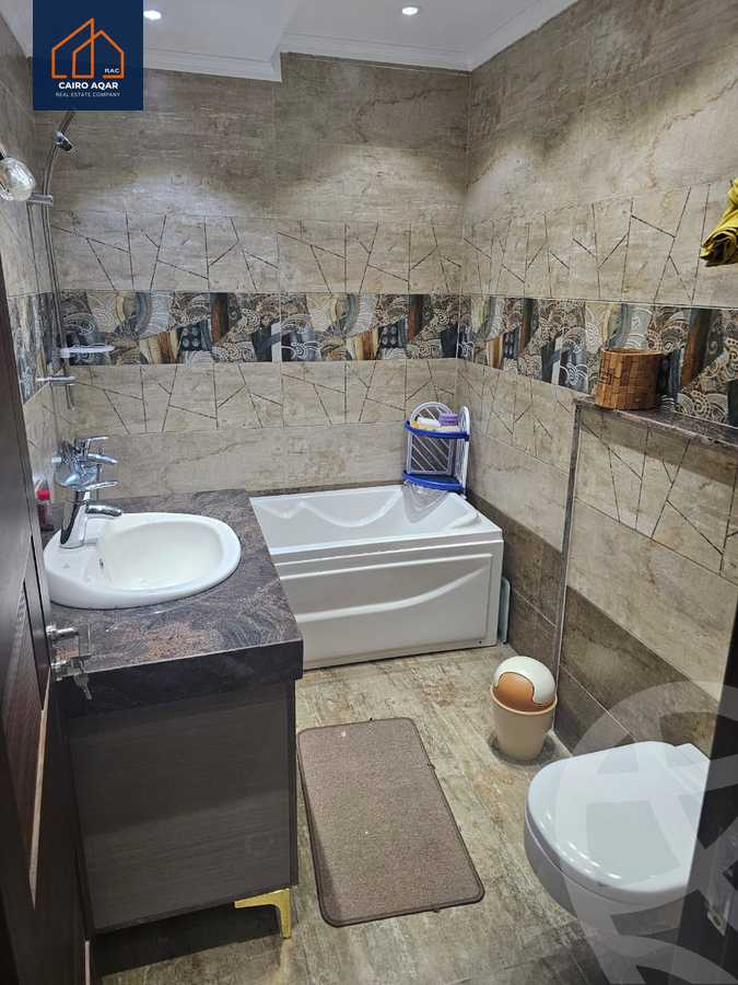 https://aqarmap.com.eg/en/listing/5246972-for-rent-cairo-new-cairo-lrhb-city-phase-5-talaat-mostafa-st