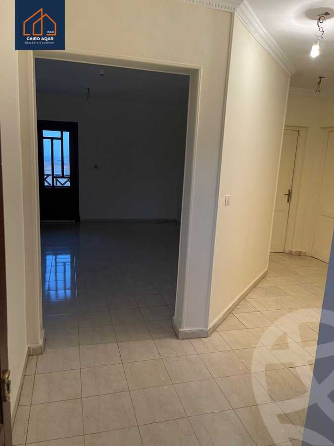 https://aqarmap.com.eg/ar/listing/5252793-for-sale-cairo-new-cairo-lrhb-city-phase-5-talaat-mostafa-st