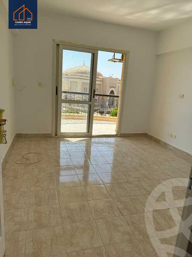 https://aqarmap.com.eg/en/listing/5256814-for-rent-cairo-new-cairo-lrhb-city-phase-8