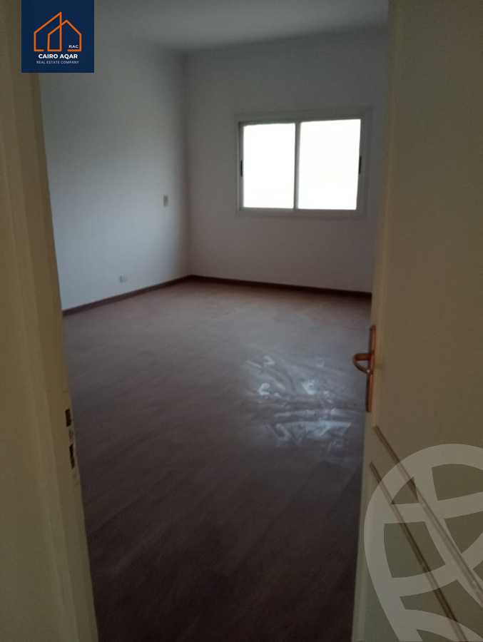 https://aqarmap.com.eg/en/listing/5257308-for-sale-cairo-new-cairo-lrhb-city-mtdd-lrhb-phase-10-farouk-el-baz-st