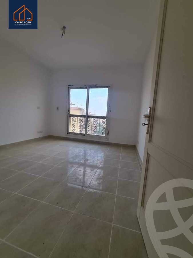 https://aqarmap.com.eg/en/listing/5262802-for-sale-cairo-new-cairo-lrhb-city-phase-5-talaat-mostafa-st