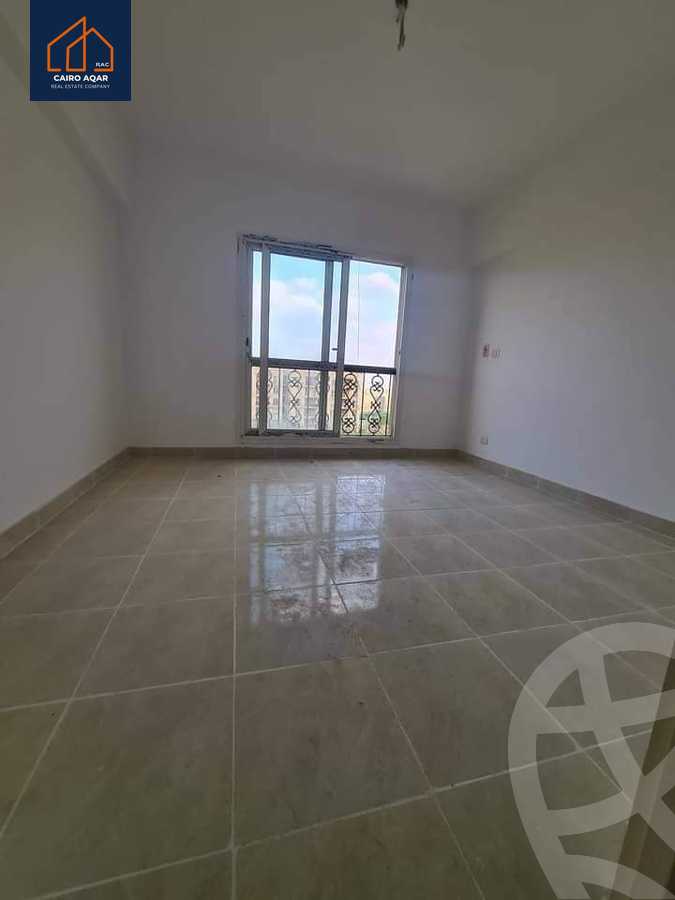 https://aqarmap.com.eg/en/listing/5262802-for-sale-cairo-new-cairo-lrhb-city-phase-5-talaat-mostafa-st
