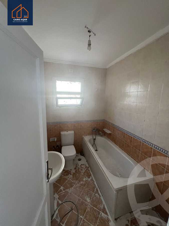https://aqarmap.com.eg/en/listing/5269648-for-rent-cairo-new-cairo-lrhb-city-phase-8