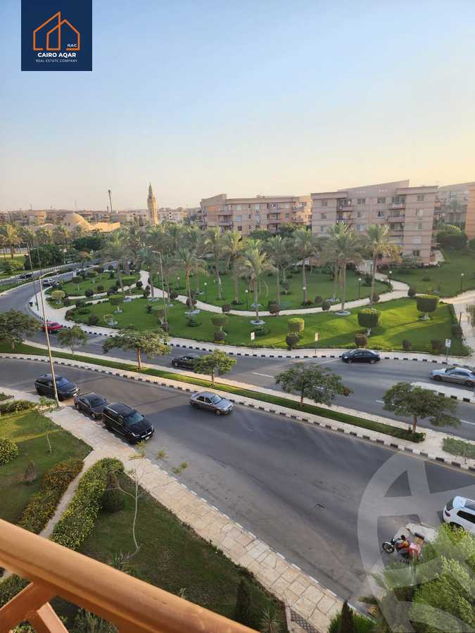 https://aqarmap.com.eg/en/listing/5271283-for-sale-cairo-new-cairo-lrhb-city-phase-5-talaat-mostafa-st