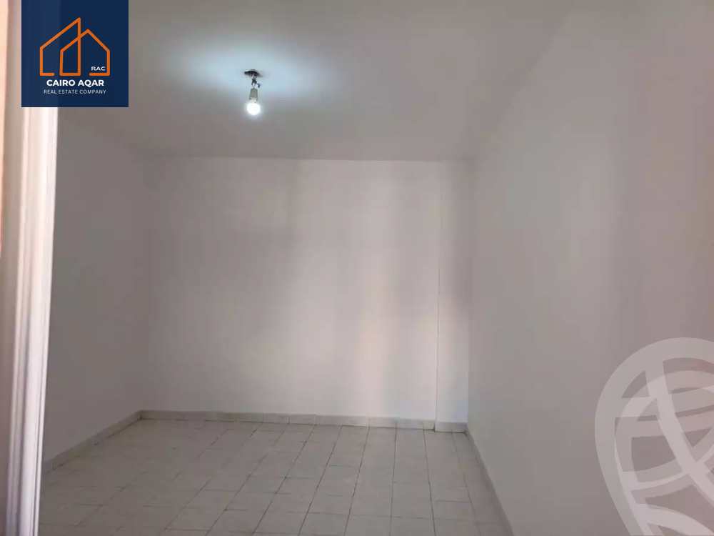 https://aqarmap.com.eg/ar/listing/5273844-for-rent-cairo-new-cairo-lrhb-city-phase-5-talaat-mostafa-st