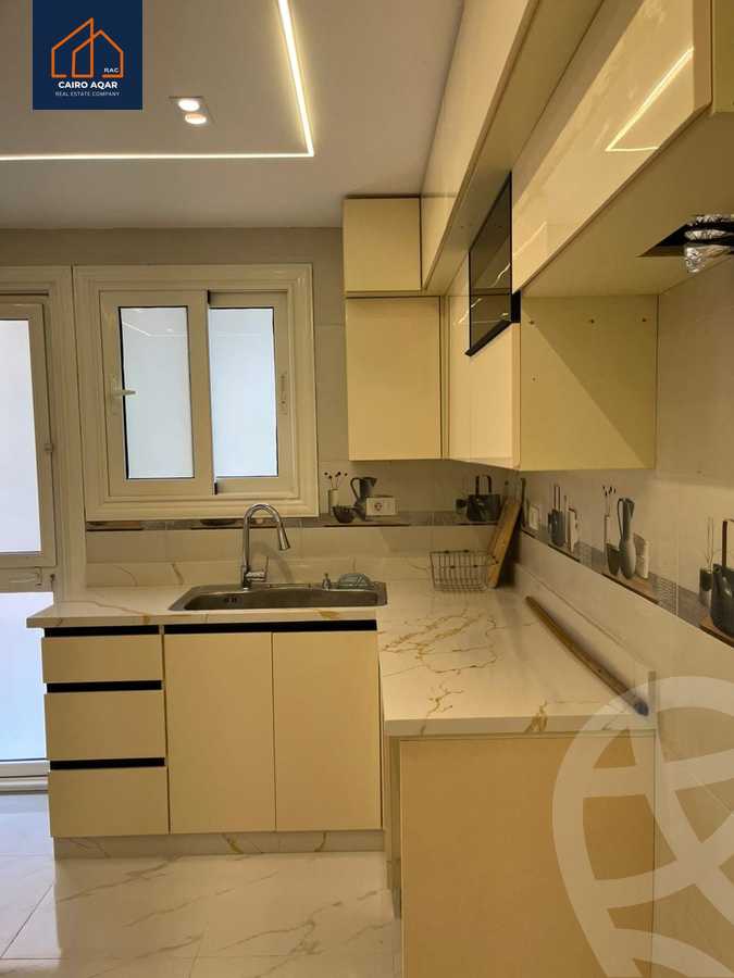 https://aqarmap.com.eg/ar/listing/5282778-for-rent-cairo-new-cairo-lrhb-city-phase-4-mohammed-farid-st