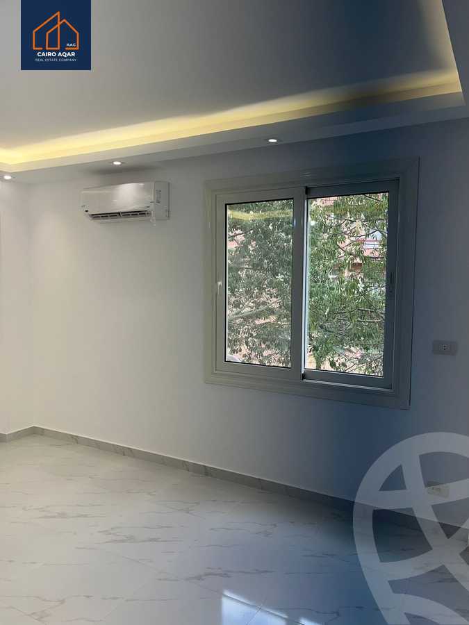 https://aqarmap.com.eg/ar/listing/5282778-for-rent-cairo-new-cairo-lrhb-city-phase-4-mohammed-farid-st