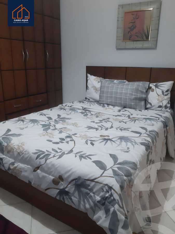 https://aqarmap.com.eg/en/listing/5295391-for-rent-cairo-new-cairo-lrhb-city-phase-5-talaat-mostafa-st