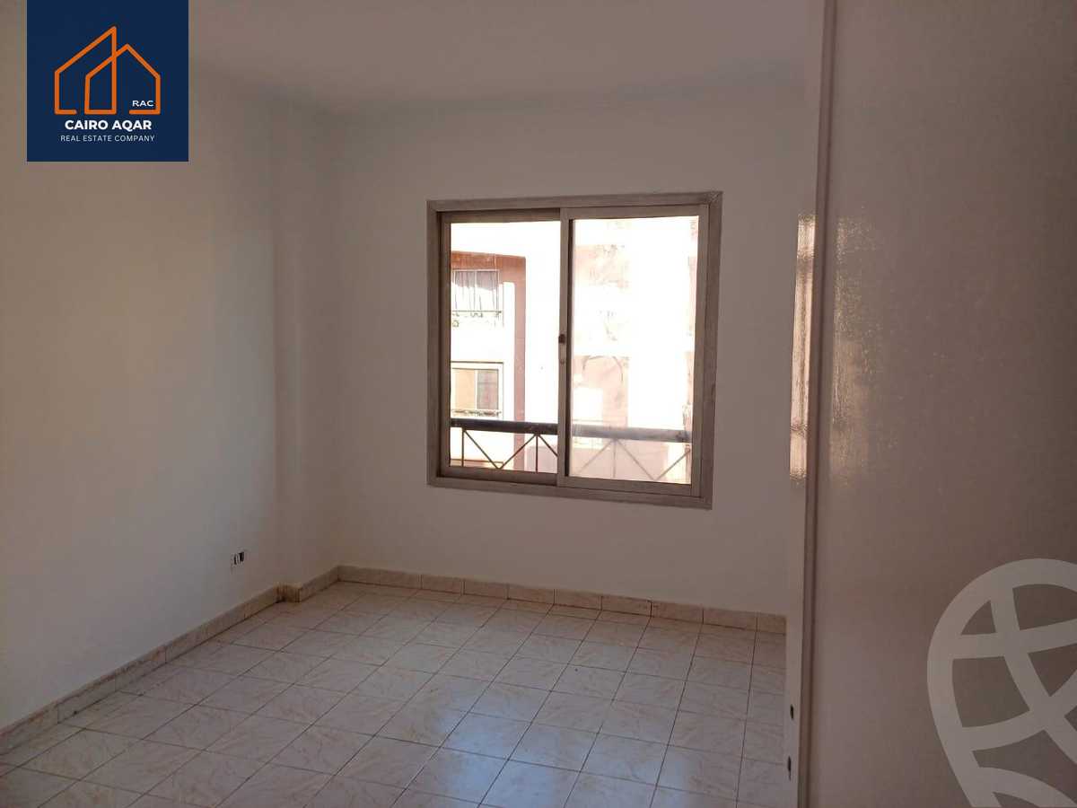 https://aqarmap.com.eg/en/listing/5295909-for-sale-cairo-new-cairo-lrhb-city-phase-5