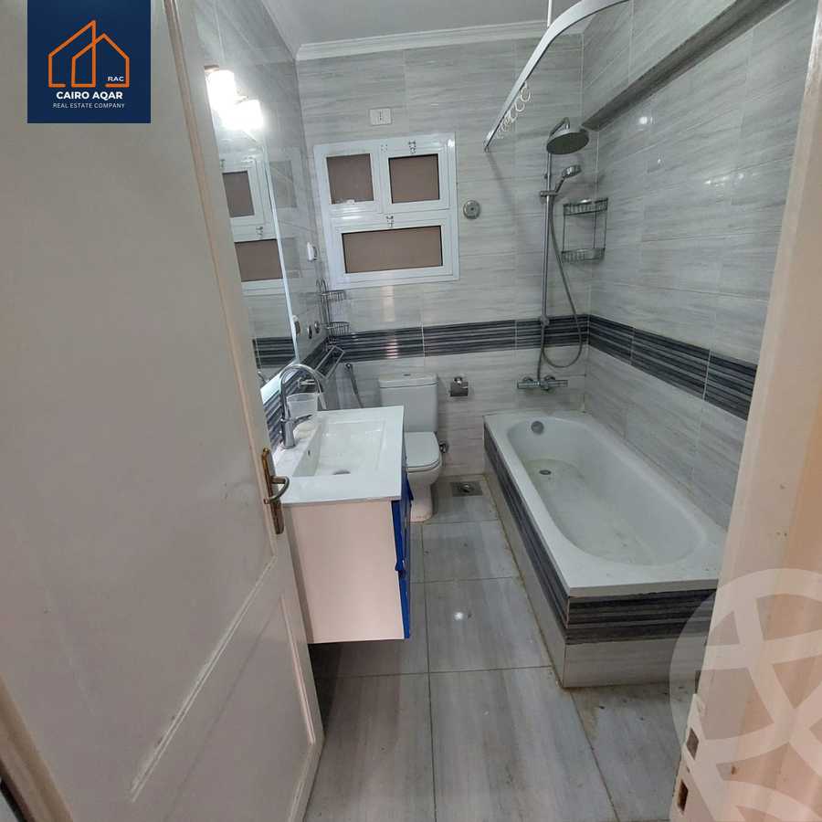 https://aqarmap.com.eg/en/listing/5306171-for-rent-cairo-new-cairo-lrhb-city-mtdd-lrhb-phase-8
