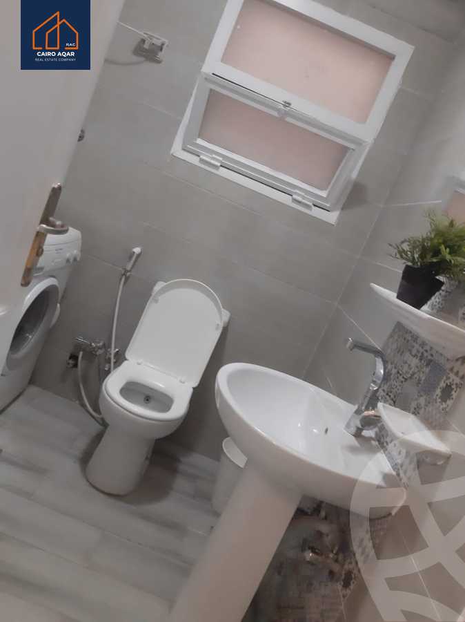 https://aqarmap.com.eg/en/listing/5309836-for-rent-cairo-new-cairo-lrhb-city-phase-5-talaat-mostafa-st