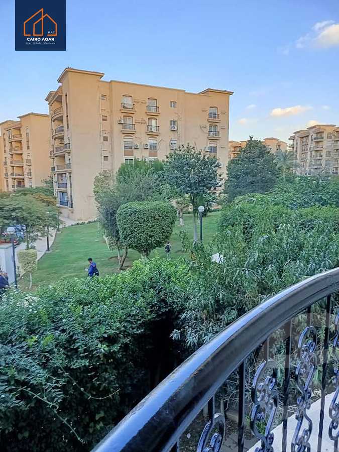 https://aqarmap.com.eg/en/listing/5310907-for-rent-cairo-new-cairo-lrhb-city-phase-8
