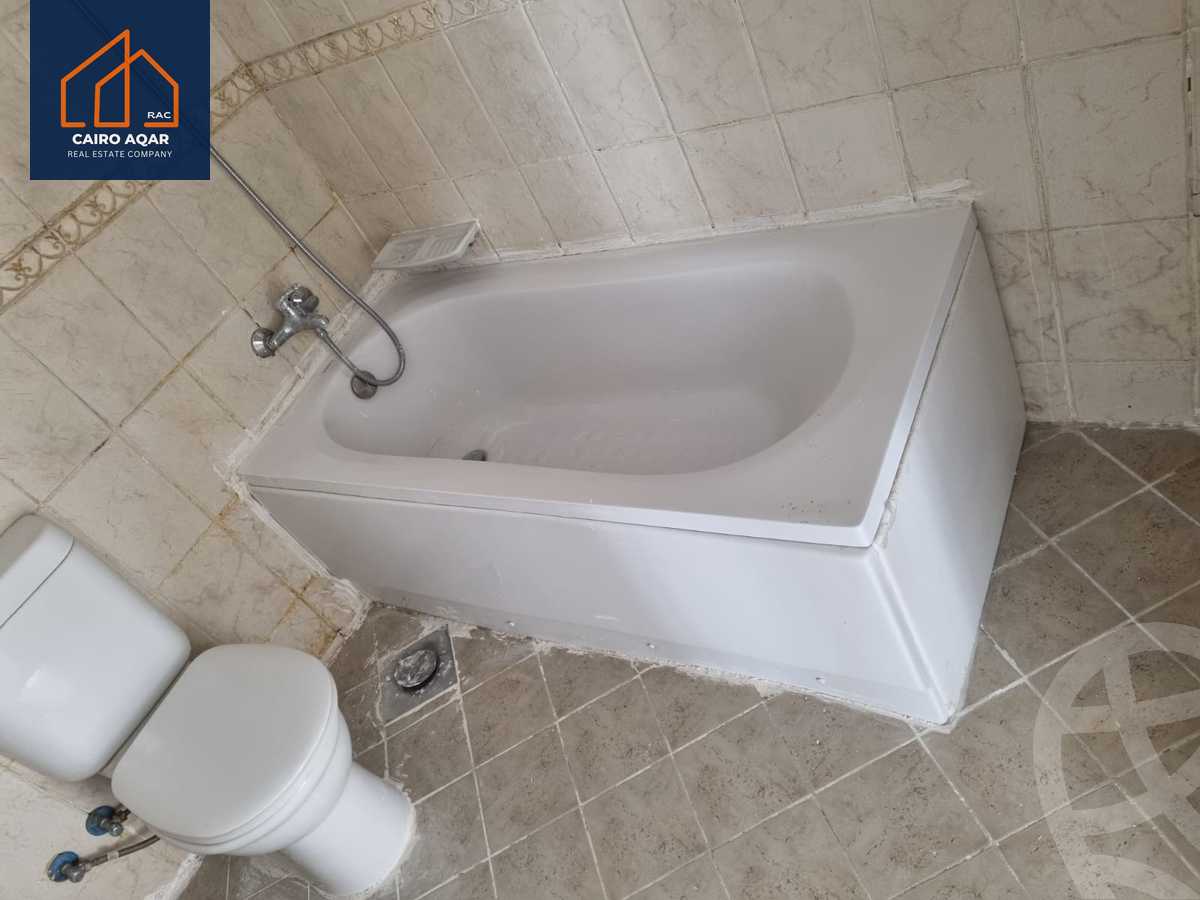https://aqarmap.com.eg/en/listing/5315732-for-rent-cairo-new-cairo-lrhb-city-phase-5-talaat-mostafa-st