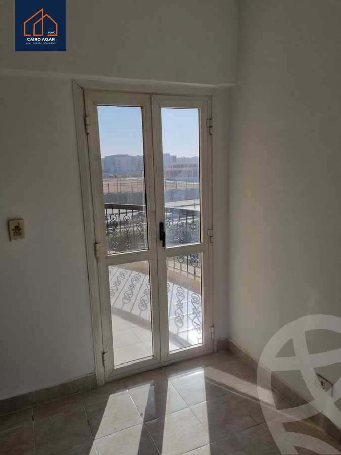 https://aqarmap.com.eg/en/listing/5315732-for-rent-cairo-new-cairo-lrhb-city-phase-5-talaat-mostafa-st