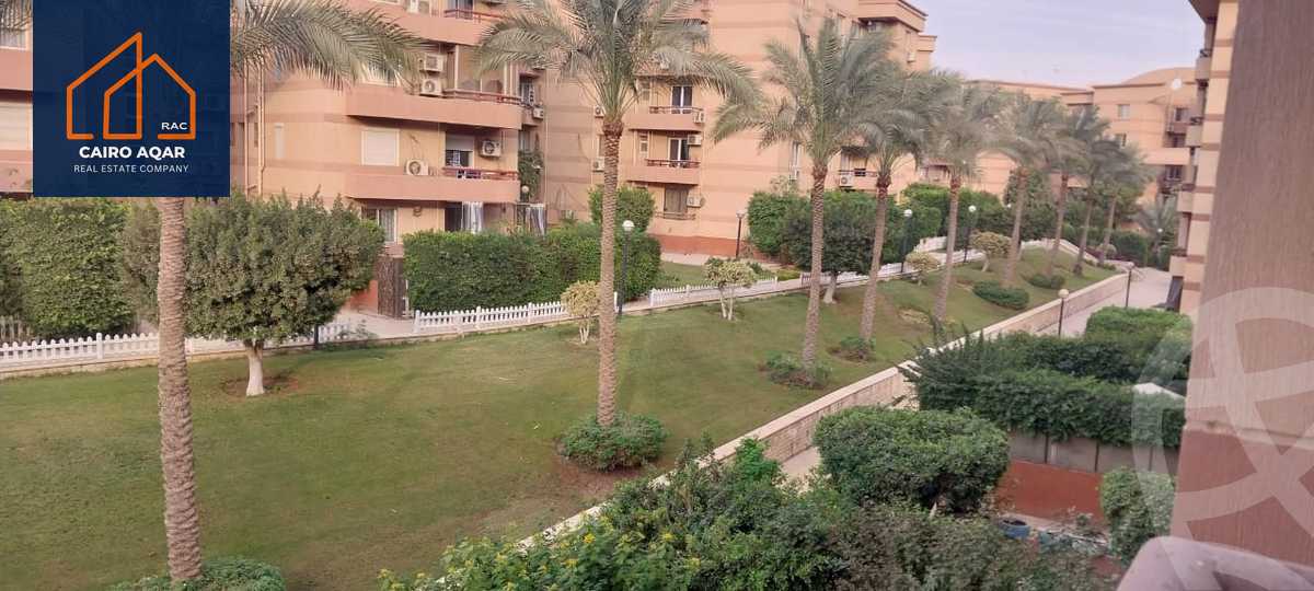 https://aqarmap.com.eg/ar/listing/5322048-for-sale-cairo-new-cairo-lrhb-city-phase-4-mohammed-farid-st