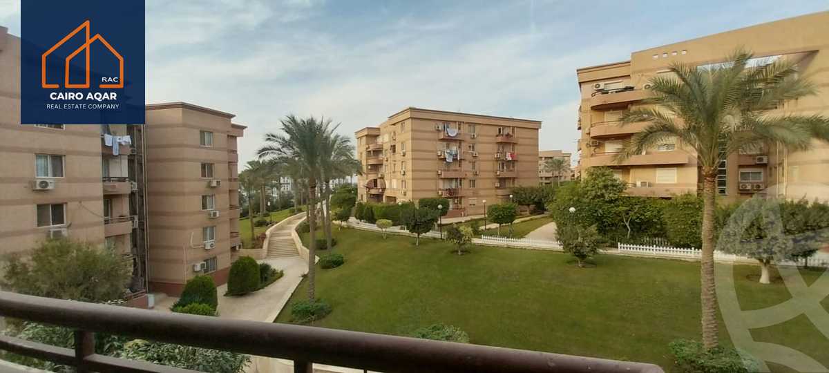 https://aqarmap.com.eg/ar/listing/5322048-for-sale-cairo-new-cairo-lrhb-city-phase-4-mohammed-farid-st
