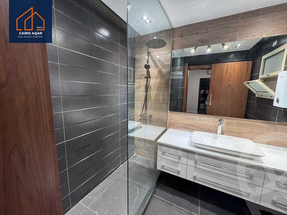 https://aqarmap.com.eg/en/listing/5337668-for-rent-cairo-new-cairo-lrhb-city-phase-5-talaat-mostafa-st